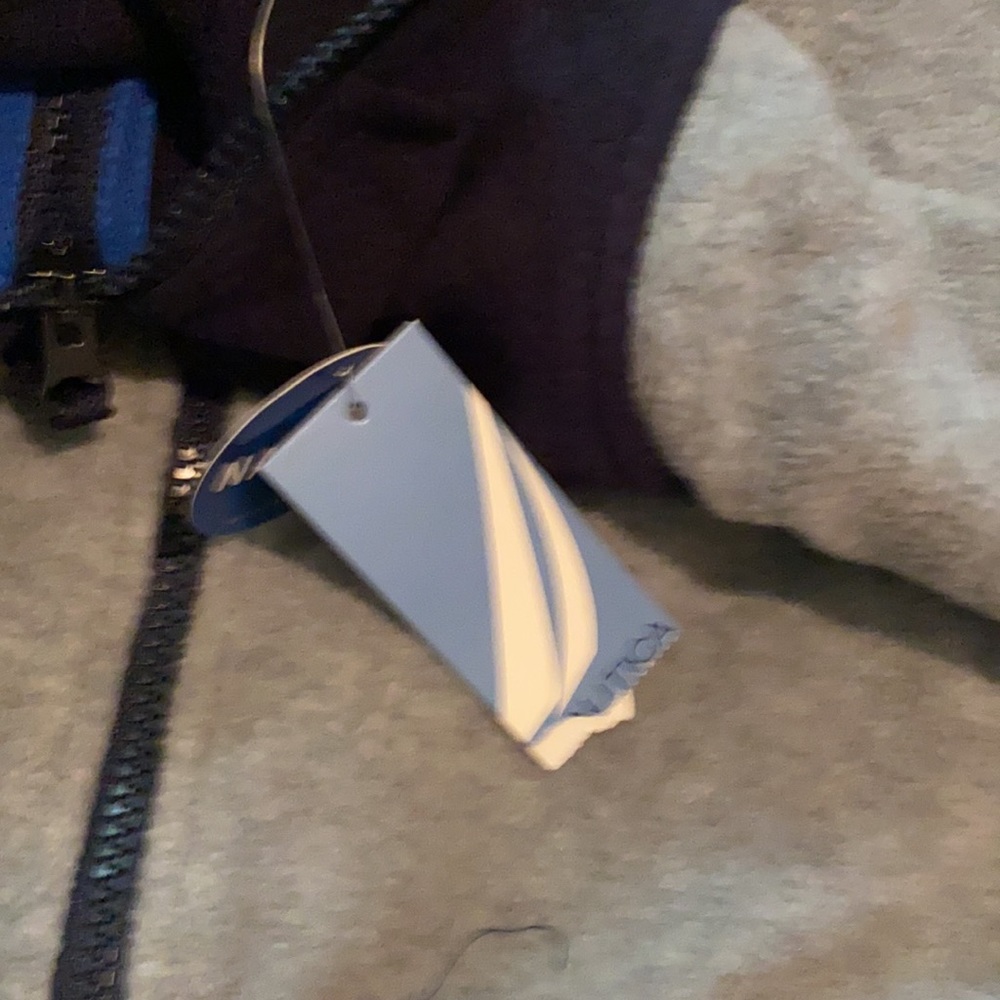 NEW Nautica
Boys 8 Full Zip Fleece (EUC) - Picture 6 of 6